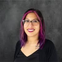 Daisy Andres's Instagram, Twitter & Facebook