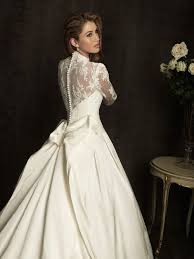 Flattering for all brides, a line wedding dresses are fitted to the waist and then flow naturally to the floor. Buttons Down The Back Sophisticated Wedding Gowns Ball Gowns Wedding Sophisticated Wedding Gown Wedding Dress Sleeves