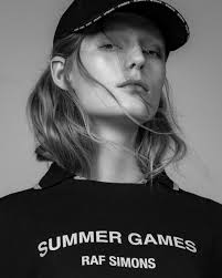 Alexandra Cepeda's Instagram, Twitter & Facebook