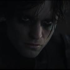 Robert pattinson has tested positive for coronavirus, prompting the batman to suspend filming in the united kingdom days after it went back into production, according to a source familiar with the situation. Robert Pattinson Reportedly Has Covid 19 And The Batman Has Halted Production The Verge