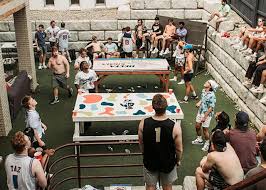 Shreveport family builds online book business