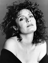 The two were together for seven years before separating, and in this video, susan explains their atypical approach to the relationship. Susan Sarandon Photo 14 Of 174 Pics Wallpaper Photo 67989 Theplace2