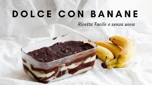 2 banane (anche annerite), 150 gr di zucchero, 200 gr di farina, 2 uova grandi (o 3 piccole), 80 gr di burro e 1 tazzina dia caffè di olio (metà e metà per renderlo forse un po' meno soffice ma più leggero), 120 gr di cioccolato fondente tritato e 1 bustina scarsa di lievito per dolci. Pin Su Dolci