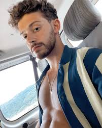 May 2021 👑 💛 article by luluca. Ruggero Ruggero Instagram Photos And Videos