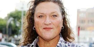 5), a new picture surfaced on twitter. Glee And Days Of Our Lives Star Dot Marie Jones Suffers Heart Attack