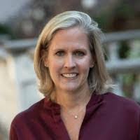 Helen Sisco's Instagram, Twitter & Facebook