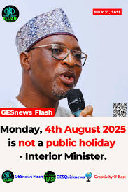 Hmm campus mu nsem. 😭💔Joana Yabani and Daniel Tuffour appear to have had  a deep connection. A video of the duo admiring each other in the presence  of a friend is below.