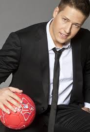 Roland mikler (born 20 september 1984)1 is a hungarian handball goalkeeper for mvm veszprém kc and the hungarian national team.2. Sarmosok Ligaja Elso Elodonto Ilyes Ferenc Vs Mikler Roland Ns