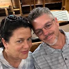 Washing RV campers: pressure washer or hand wash?