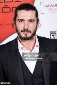 728 Yon González Photos & High Res Pictures