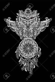 Nocht ganz fertig aber wet interesse hat kann sich schon melden. Handgezeichneten Ornate Spirituellen Symbole Totem Und Maskottchen Eule Mit Dem Traumfanger Und Mandala Es Kann Fur Tattoo Und Pragen Oder Farben Verwendet Werden Ethnische Gemusterte Illustration Im Boho Stil Lizenzfrei Nutzbare Vektorgrafiken Clip