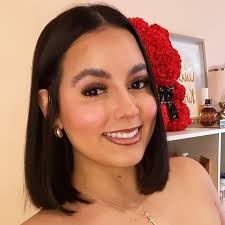 mia shields (@miaeshields) · Instagram photos and Reels