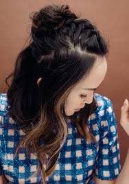 Découvrez donc 20 coiffures faciles pour une chevelure de rêve! Comment Faire Une Coiffure Facile Cheveux Mi Longs Archzine Fr