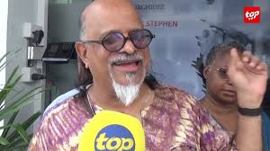 Funérailles de l'ancien magistrat Rex Stephen: « c'était un homme  courageux, qui avait à cœur la justice sociale, le combat qu'il a mené va  se poursuivre, dit Ashok Subron très ému |