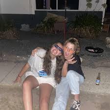 Ella :) (@ellamay.orton) • Instagram photos and videos