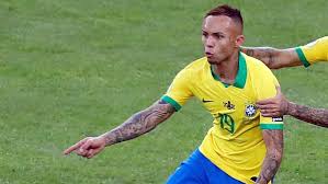 Know about his personal life everton soares earnings; Arsenal Close To Landing Everton Marca In English