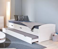Liegefläche 90 x 200 cm als komfortgröße für jung und alt. Ausziehbett In Weiss Auch Als Gastebett Geeignet Leon