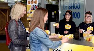 Offres d'emploi animateur des ventes france avec vivastreet france. Comment Devenir Animateur Commercial Tout Ce Qu Il Faut Savoir