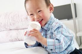 When Is It Safe To Give Cow S Milk To My Baby Health Essentials From Cleveland Clinic
