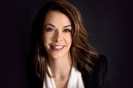 Gina Jones's Instagram, Twitter & Facebook