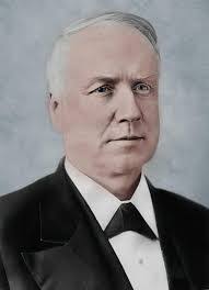 Crystal Goodall's Instagram, Twitter & Facebook