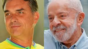Por voto de ausentes, Lula terá 'campanha do medo' e Flávio foca em mudança