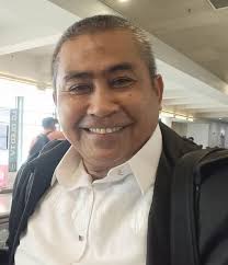 Siya si Hadji Abdullah Pandita Hamsa o makilala sa Commander Transceiver.  Isinilang siya sa Barangay Tupig, Carmen North Cotabato na ngayo'y sakop na  nang bagong tatag na bayan ang bayan ng Kapalawan,