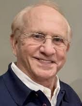 Arline Moore's Instagram, Twitter & Facebook