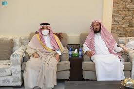 .ناصر الشثري، ليست المرة الاولى التي يقوم بها الملك سلمان بزيارة الشيخ ناصر الشيخ ناصر الشتري هو مستشار الملوك، وعمل مستشارا في الديوان الملكي على مدار. Jhjpe3665dta7m