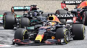 Te contamos en directo todo lo que pase en una carrera en la que carlos sainz sale tercero. Rge0unug09yz5m