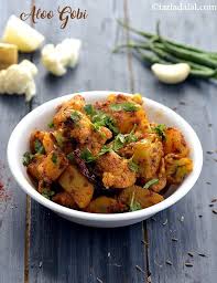 Aloo Gobi Recipe Punjabi Aloo Gobi Dry Aloo Gobhi Ki Sabzi Potatoes And Cauliflower Vegetable Recipe Aloo Gobi Lunch Recipes Indian Andhra Recipes