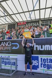 Nikola stosic spielt ab sofort im innviertel. Aufstiegsfest Sv Ried Feiert Gemeinsam Mit Seinen Sponsoren Und Fans Den Aufstieg In Der Joskio Arena Ried