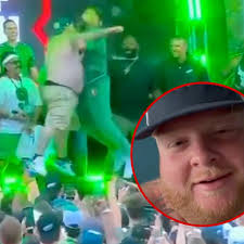 Eagles Superfan Gives Medical Update After Jason Kelce Chest Bump Injury