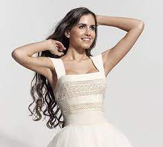 A Bridal Dream Came To Life With The Ismini Dress A Wedding Gown Of Vintage Flair Exquisite Craftsmanship And Imp Pretty Dresses Lovely Wedding Dress Dresses