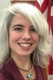 Laura Stewart's Instagram, Twitter & Facebook