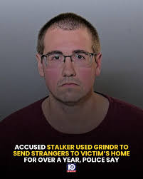 📱 A Wisconsin man was arrested Tuesday for stalking after police said he  used Grindr to send strangers to a victim's home as a form of harassment.  INFO:  https://www.kwtx.com/2025/11/01/accused-stalker-used-grindr-send-strangers-victims-home-over-year  ...