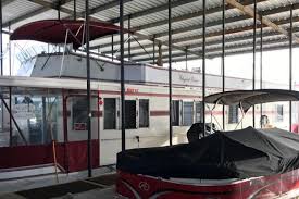 From the houseboat capitol of the world, elite boat sales has houseboats for sale. Houseboats For Sale By Owner Dealers