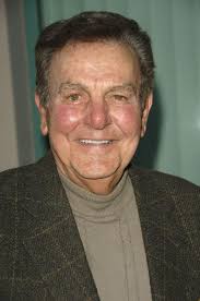 Mannix' star Mike Connors dies at 91