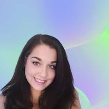 Laura Cordial's Instagram, Twitter & Facebook