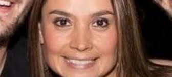 Marcela Ulloa, periodista, batalla contra el covid y fue sometida a cesárea