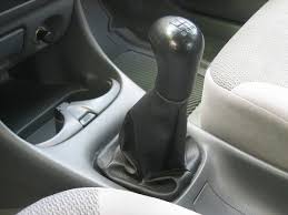 But all too often, car owners misunderstand the basic maintenance that's needed to keep a gearbox running smoothly. Diagnosing Symptoms Of A Bad Manual Transmission Axleaddict