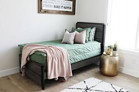 Did You Know If You Whisper Olive You That It Looks Like You Re Saying I Love You This Is What Is Goi Boho Living Room Decor Green Bedding Living Decor