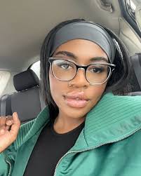 Sasha Moody's Instagram, Twitter & Facebook