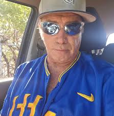 Is anyone else experiencing a power outage in the Dewey-Humboldt area?