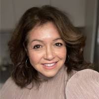 Lisa Roos Email & Phone Number