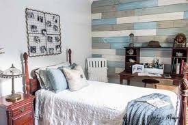 These romantic bedroom decor ideas on a budget feature everything from classic estate furnishings to uniquely trendy implements (who would have thought antique doorknobs could make such fantastic necklace hangers?), and are deceptively simple to curate. 27 Brilliant Budget Friendly Bedroom Decorating Ideas Canvas Factory