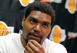 Inside the Sixers: No downside to 76ers getting big, tough Bynum from Lakers