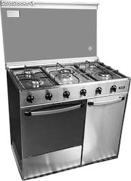 Nuestros modelos de cocinas de gas consisten en un horno en la parte inferior y una placa de gas, fáciles de usar y con precisión de cocción. Svan Svk9551gbi Cocina Gas Butano Inox Con Portabombonas