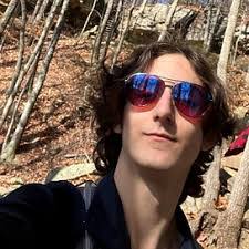 Danielle Arca's Instagram, Twitter & Facebook