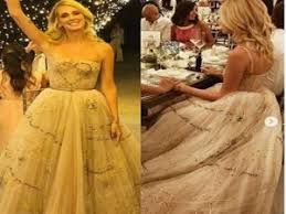 Possiamo chiamare la prima fase la promessa di matrimonio. Secondo Vestito Sposa Chiara Ferragni Nasconde Sorpresa Per Fedez Video